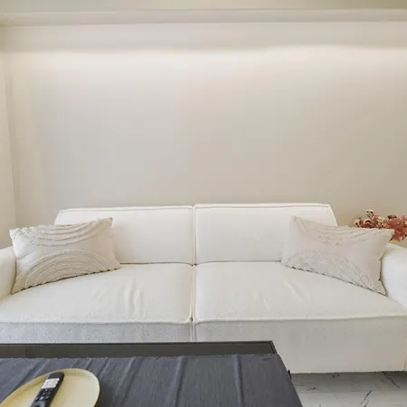 Bianco 38 アパート