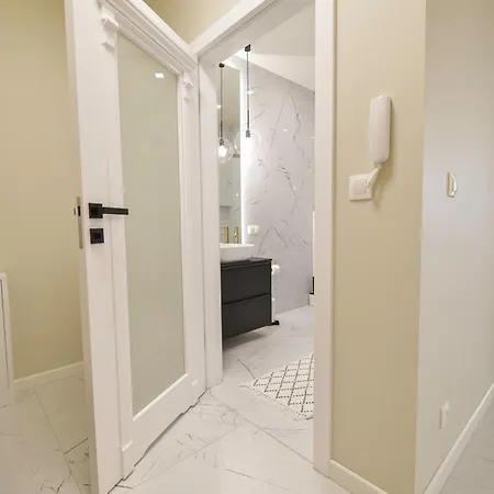 Apartment Bianco 38 *